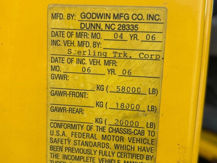 2007-sterling-l9500-image-38