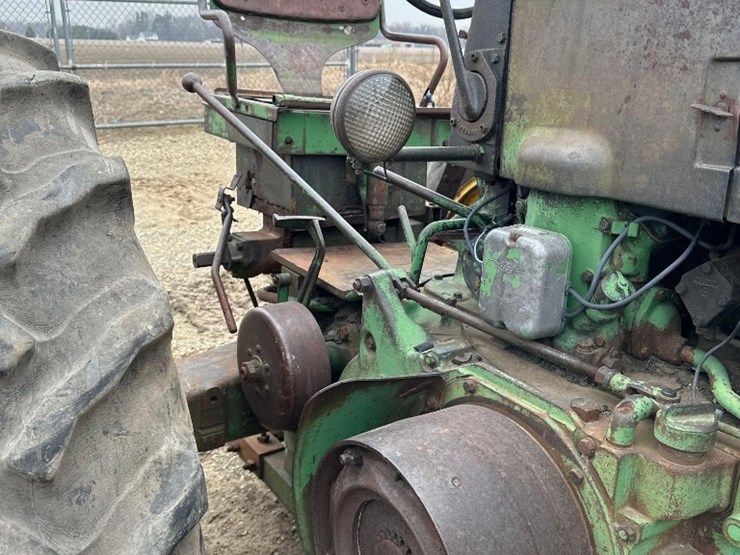 john-deere-70-image-5