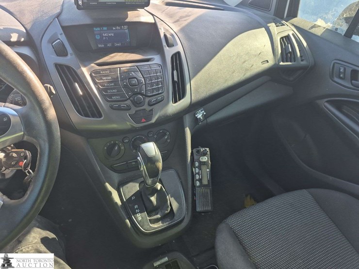 2014-ford-transit-connect-image-16