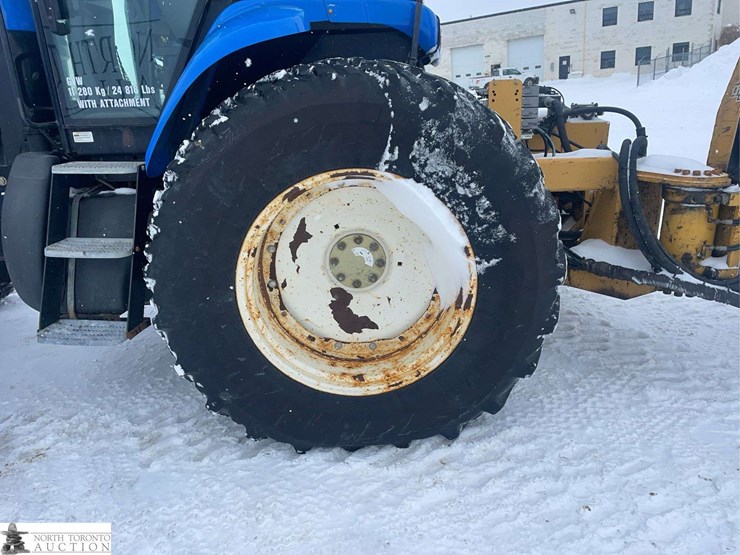 2014-new-holland-tv6070-image-17