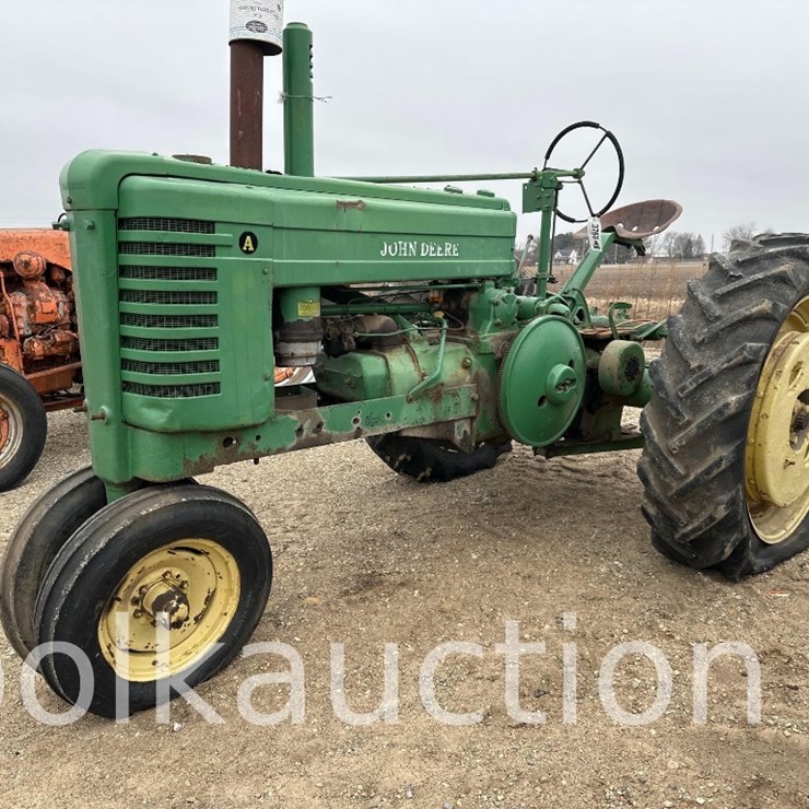 JOHN DEERE A