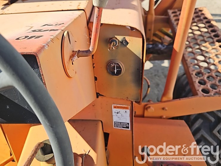 ditch-witch-3210-image-27