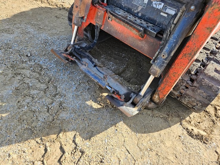 kubota-svl95-2s-image-9