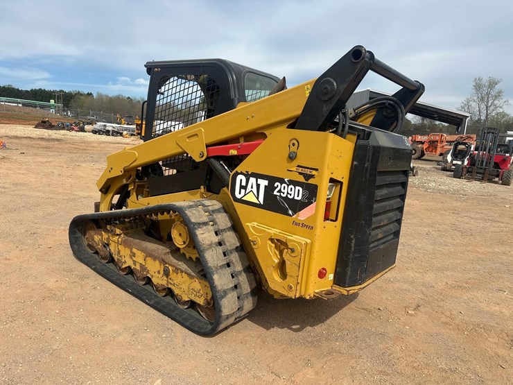 2017-caterpillar-299d2-image-7