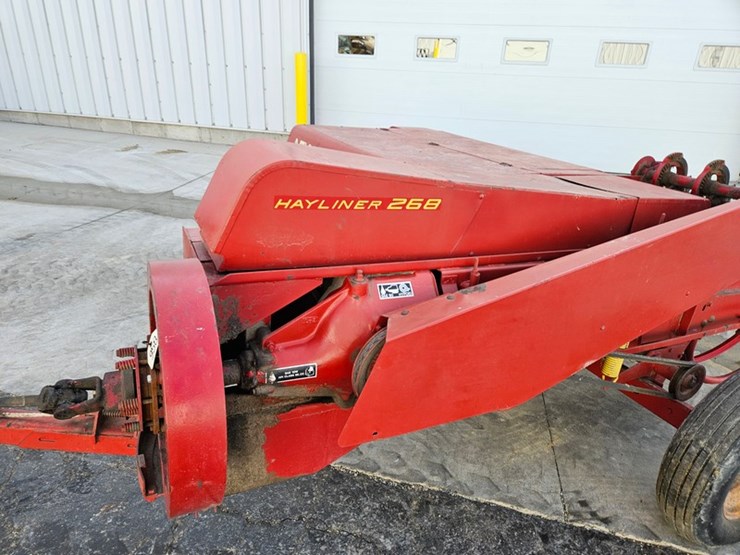 new-holland-268-image-15