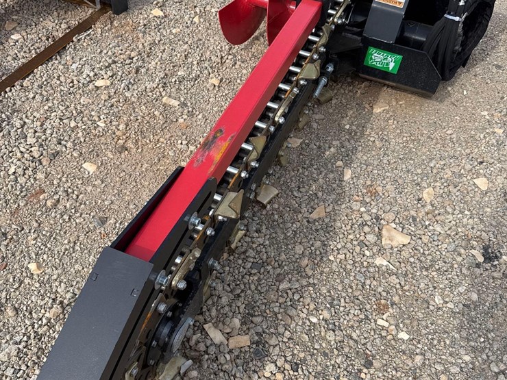 raytree-rmt48-trencher-image-1