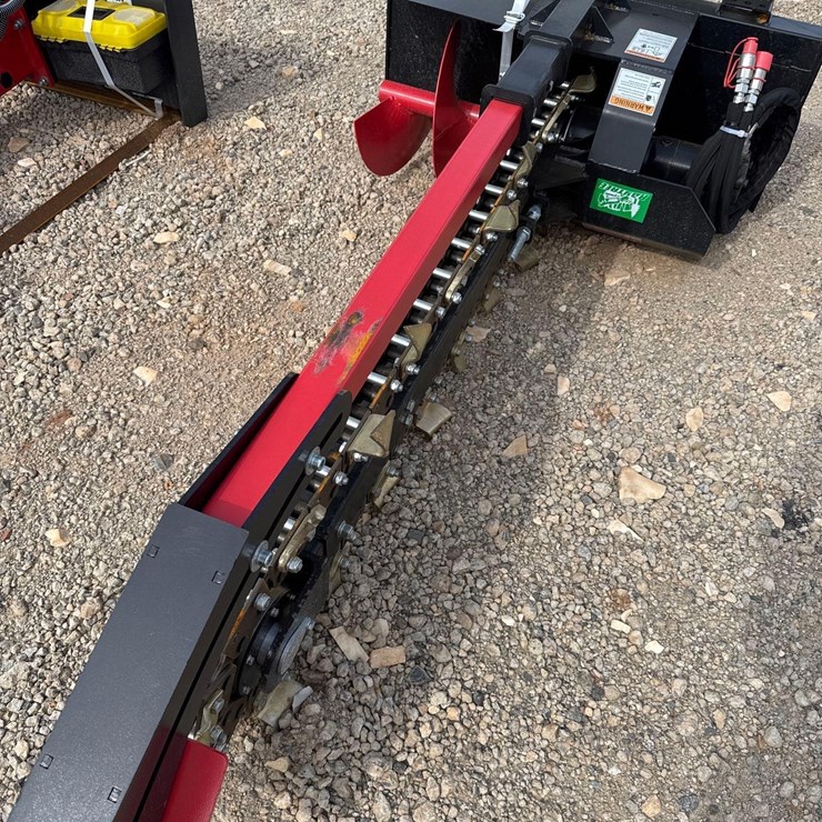 RAYTREE RMT48 TRENCHER