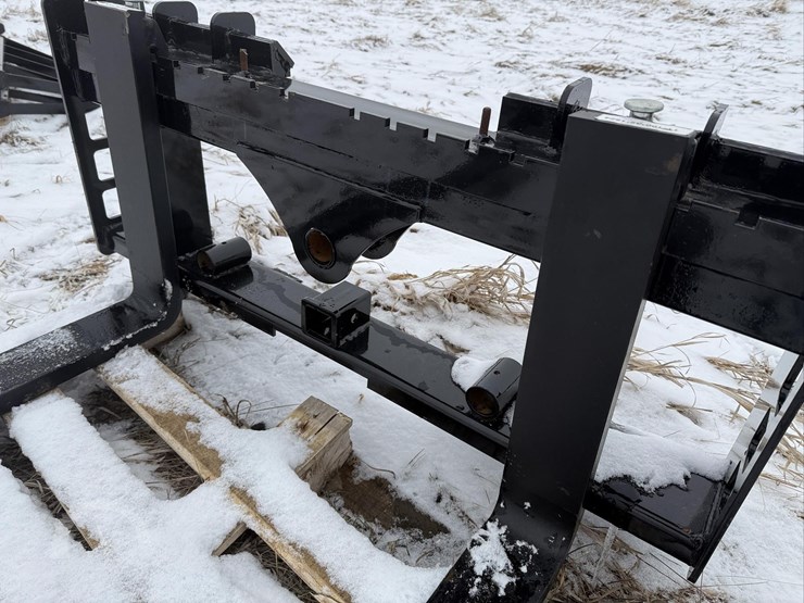 60"-pallet-forks-w/-bale-spear-image-4