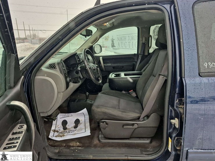 2011-gmc-sierra-1500-image-13