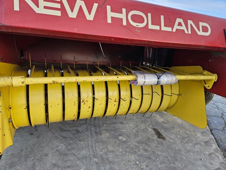 new-holland-268-image-13