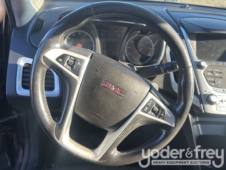 2012-gmc-terrain-image-21