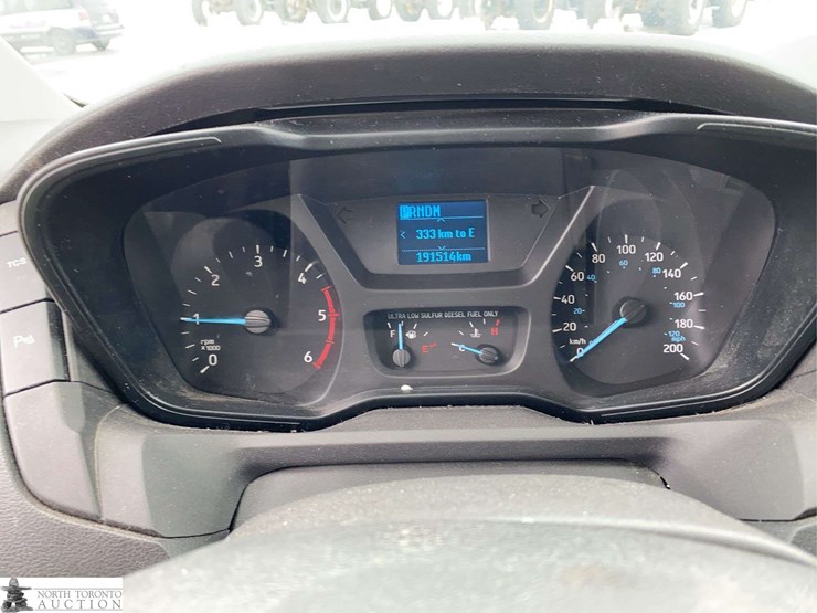 2017-ford-transit-image-11