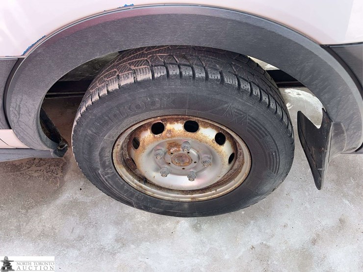 2015-ford-transit-image-13