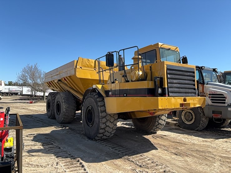 caterpillar-d400d-image-3