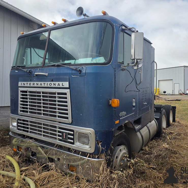 1982 International COF-9670 T/A Cabover Truck Tractor