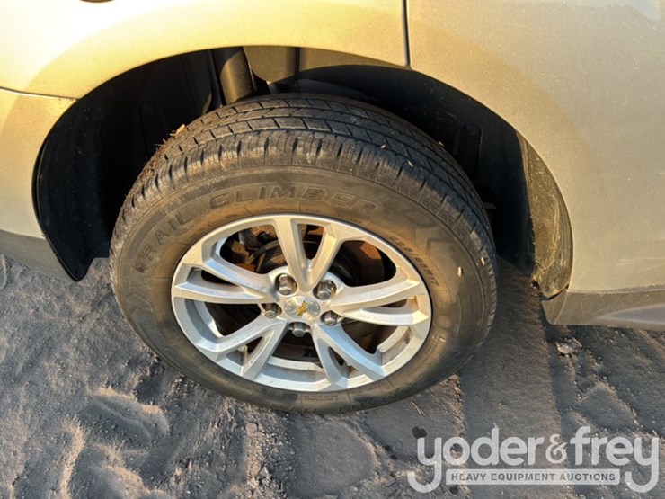 2017-chevrolet-equinox-image-9