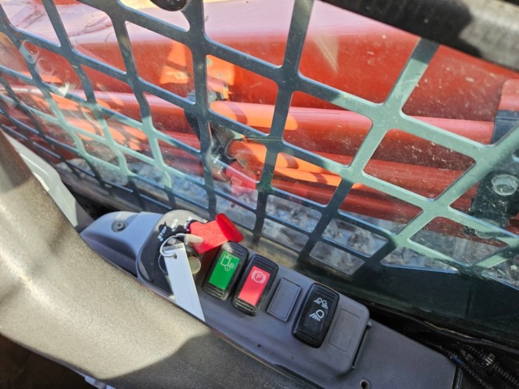 kubota-svl95-2s-image-26