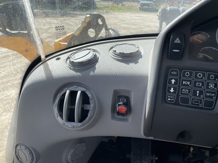 2024-volvo-l70h-image-42