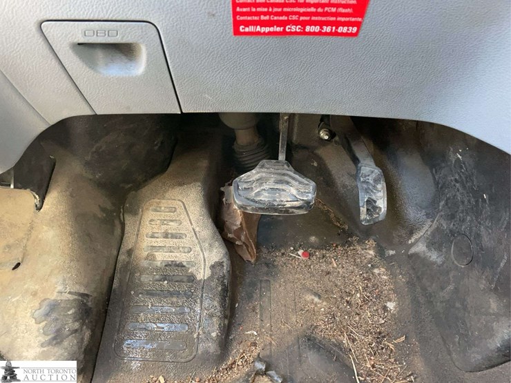 2016-ford-transit-image-18