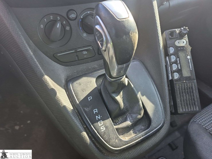 2014-ford-transit-connect-image-17