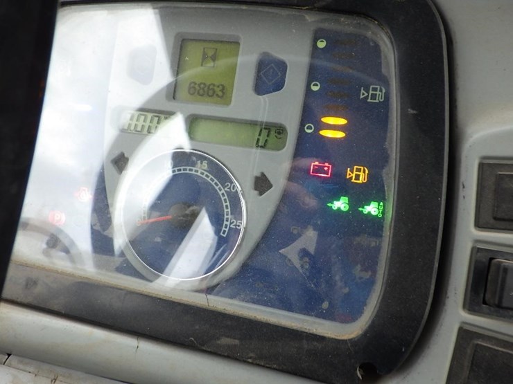 new-holland-t4060f-image-35