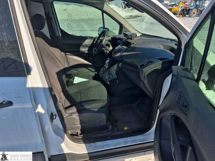 2014-ford-transit-connect-image-27