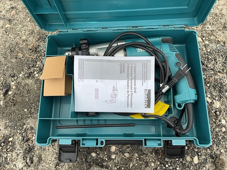 new-makita-2-speed-hammer-drill--hp2050--1-yr-factory-warranty--recon-new-support-equipment-image-1