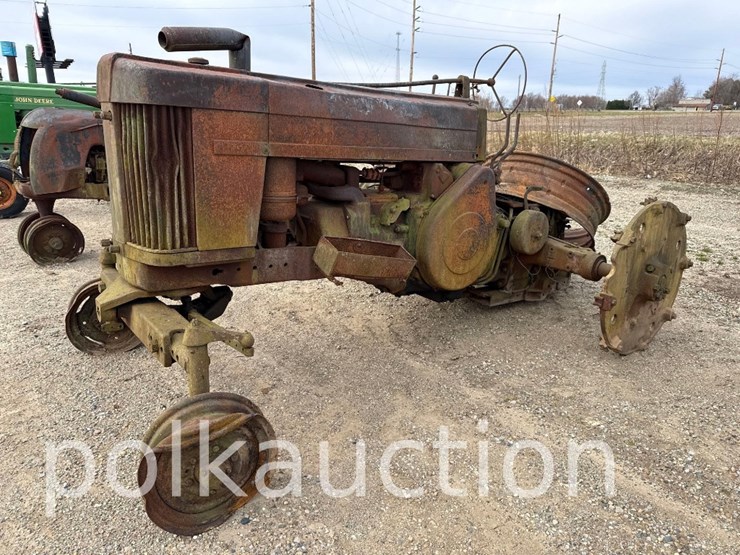 john-deere-720-image-3