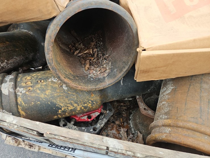 quantity-of-water-main-fittings-image-3