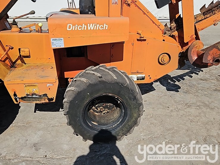 ditch-witch-3210-image-15