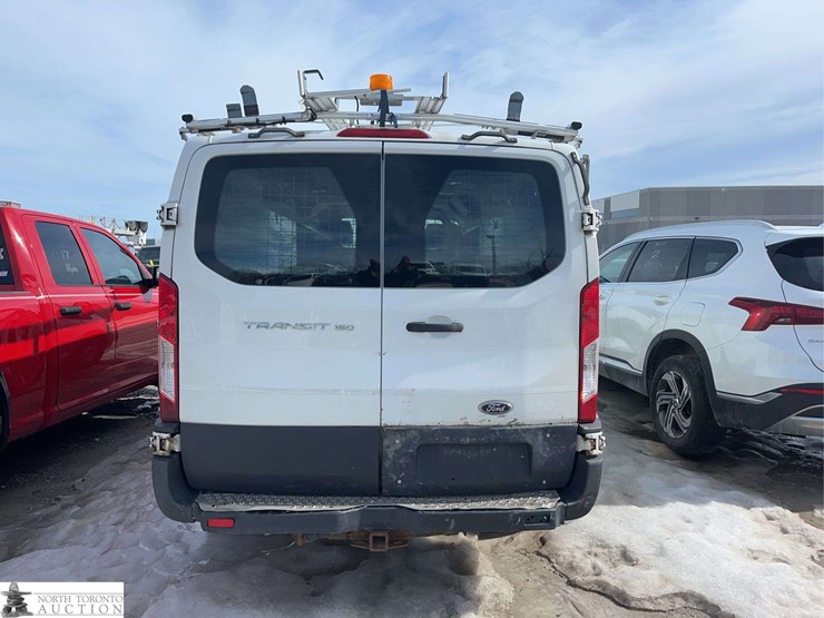 2015-ford-transit-image-3