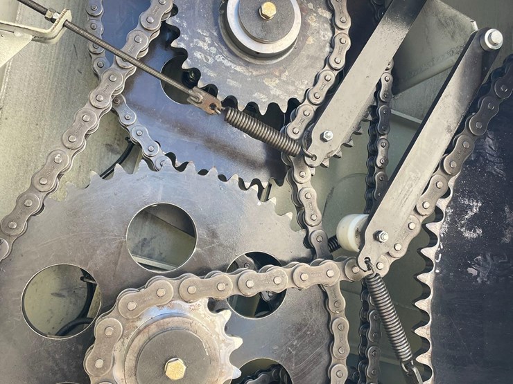 2024-herd-boss-6160-mixer-wagon--1-owner-image-55