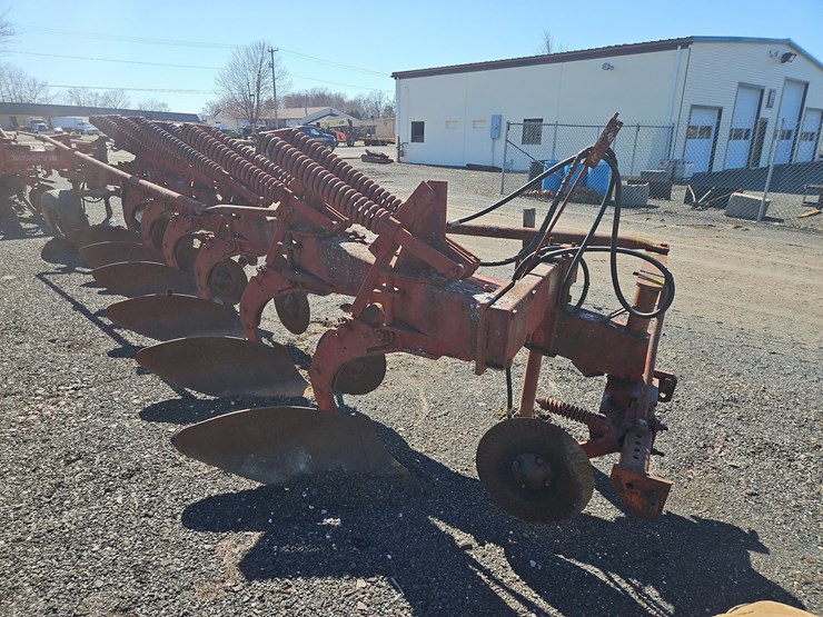 white-6-bottom-plow-image-4