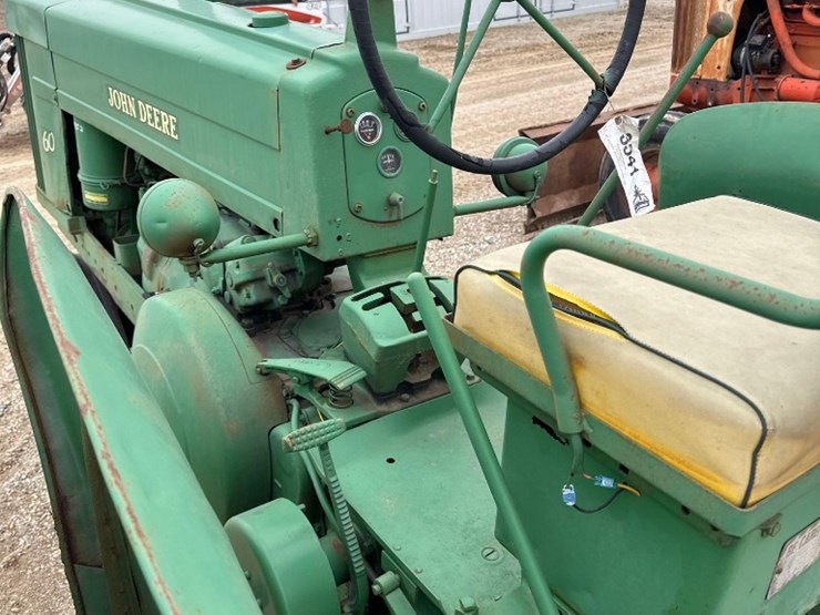 john-deere-60-image-9