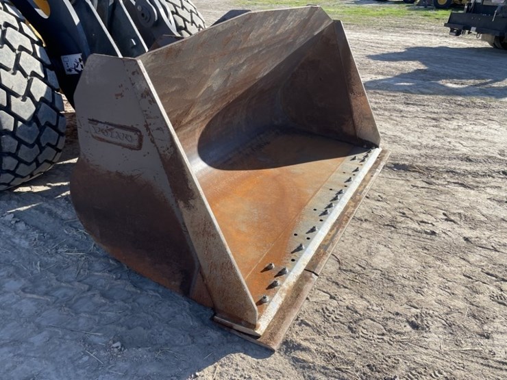 2023-volvo-l70h-image-13