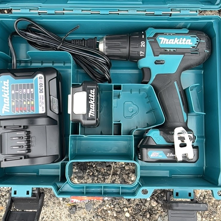 NEW MAKITA DRIVER DRILL KIT - FD09R1 - 1 YR FACTORY WARRANTY -RECON NEW SUPPORT EQUIPMENT