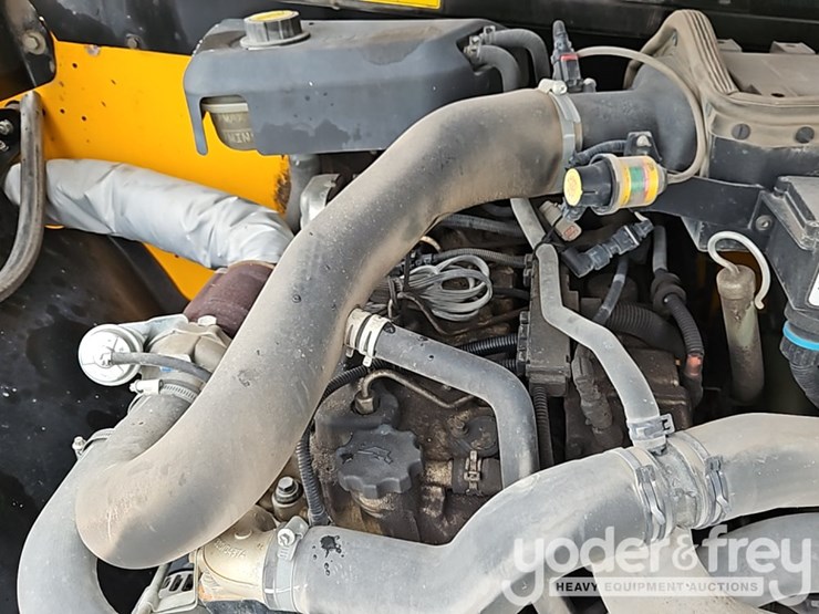 2017-jcb-507-42-image-23