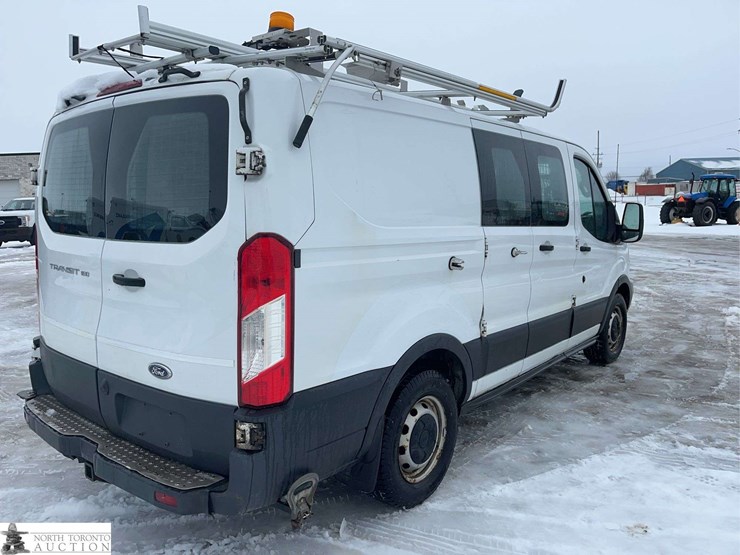 2016-ford-transit-image-4