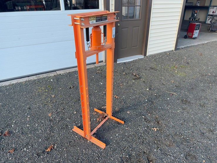 central-hydraulics-12-ton-shop-press-image-4