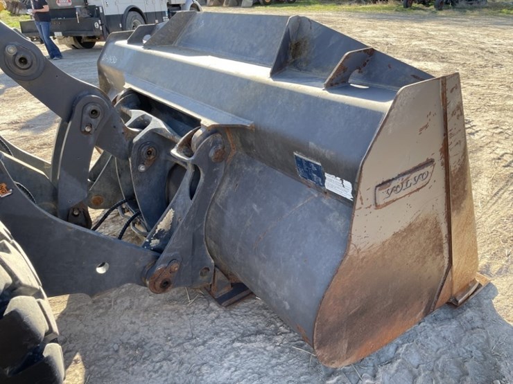 2023-volvo-l70h-image-16