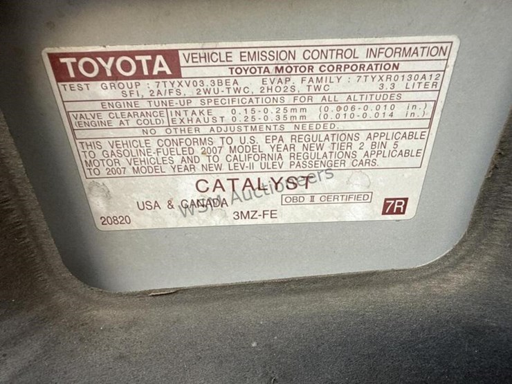 2007-toyota-camry-solara-convertible-image-17