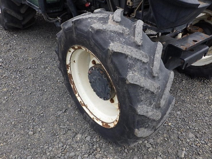 new-holland-t4060f-image-25