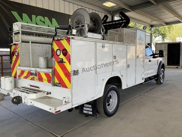 2017-ford-f550-image-7