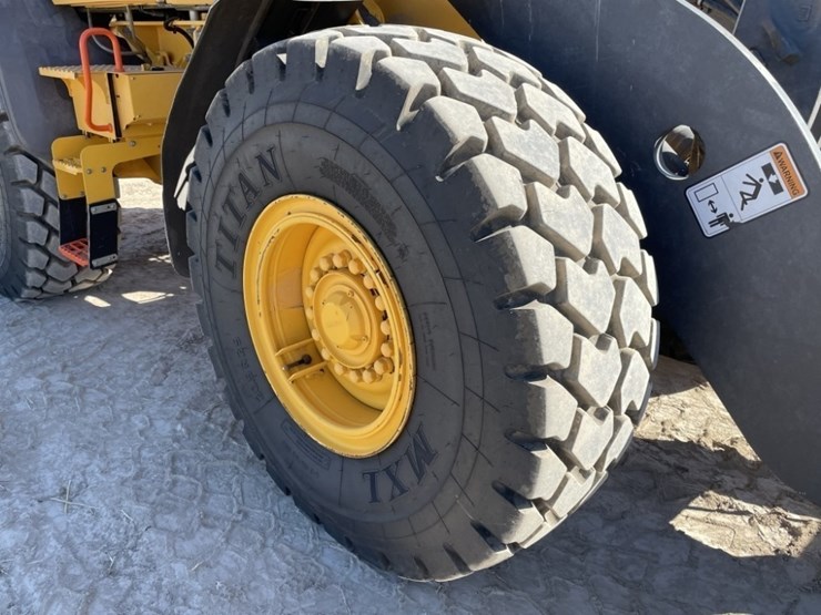 2023-volvo-l70h-image-11