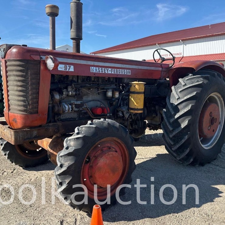 MASSEY-FERGUSON 97