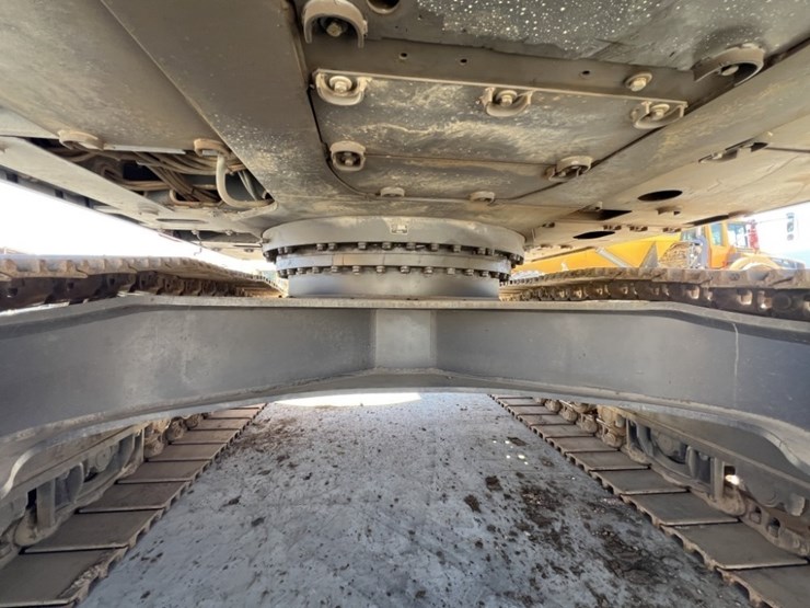 2019-volvo-ec380el-image-24