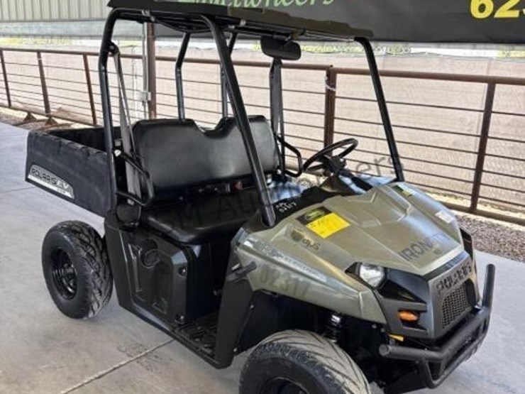 2011-polaris-ev-electric-utility-cart-image-2