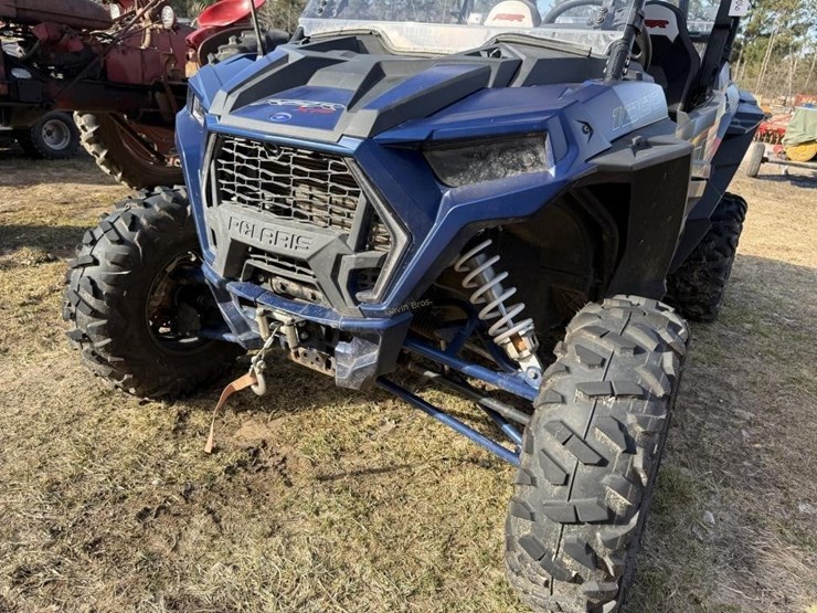 2021-polaris-rzr-1000-utv-premium-image-10