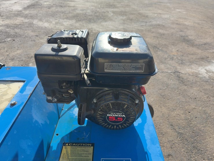 bluebird-p18-walk-behind-overseeder-image-5