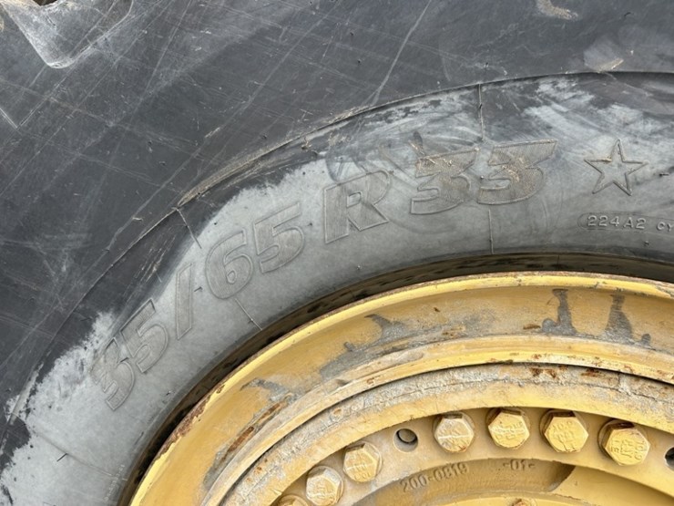 2009-caterpillar-ad55b-image-10